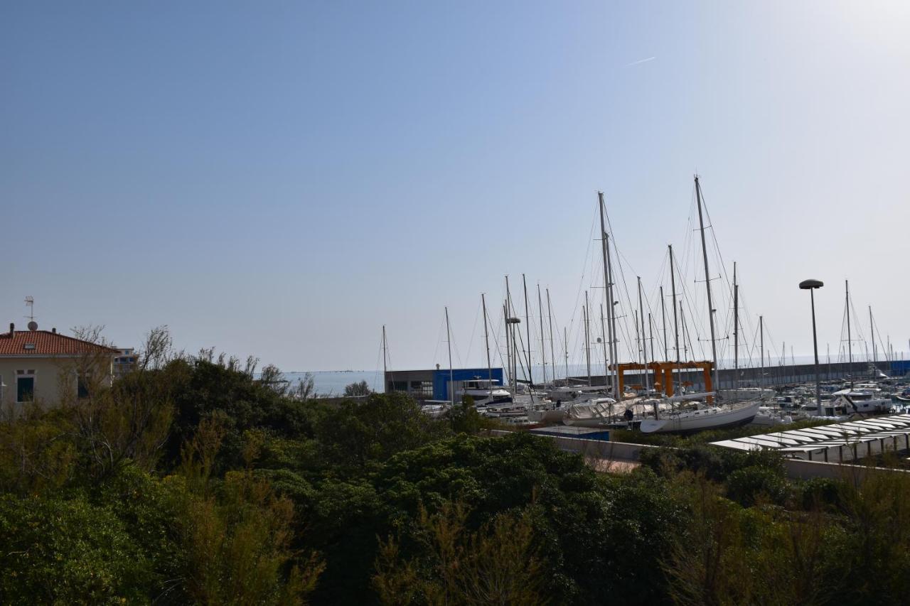 Appartamento Baia Mare Rosignano Solvay Exterior photo